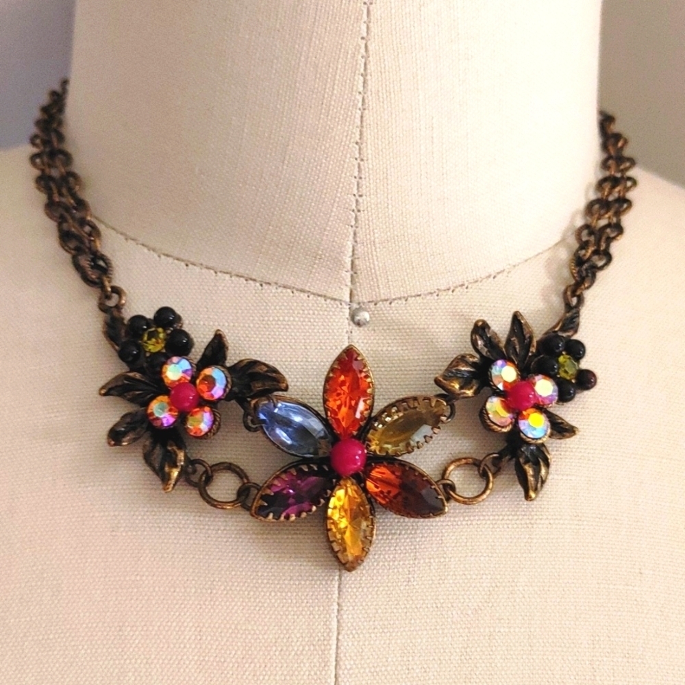 Vintage Janny 16" Flower Crystal & Bronze Leaf Necklace